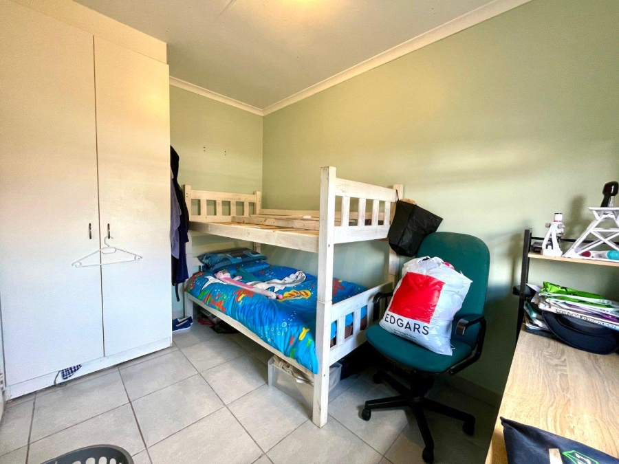 2 Bedroom Property for Sale in Pelican Park Western Cape